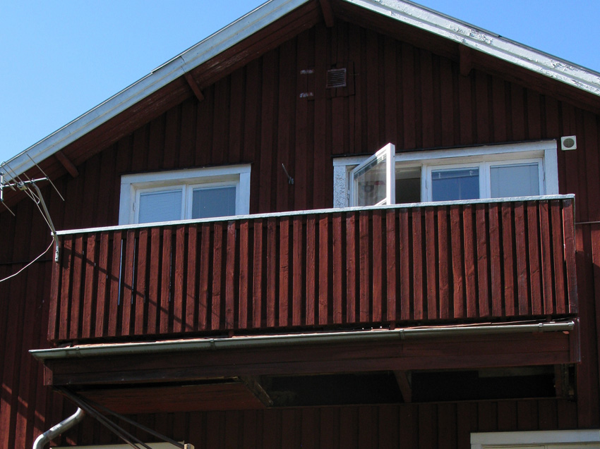 Nytt golv och underrede till balkong