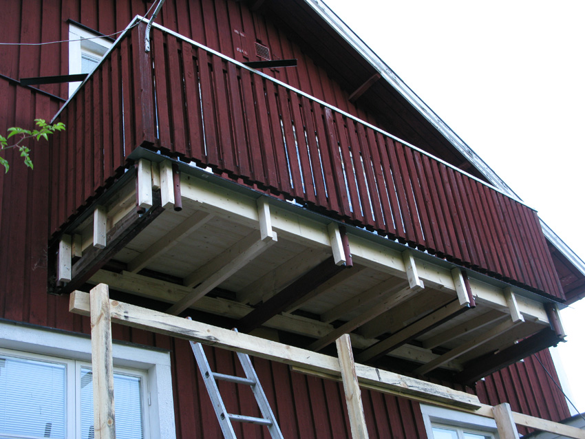 Nytt golv och underrede till balkong